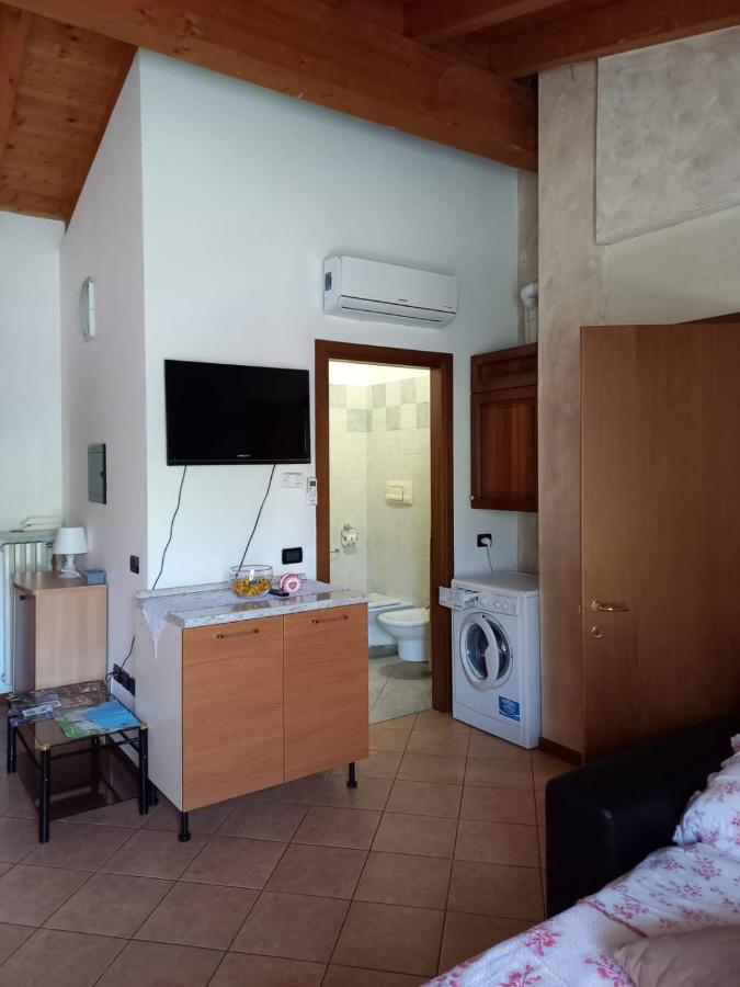 Appartamento Fiordaliso 2 몬티키아리 외부 사진